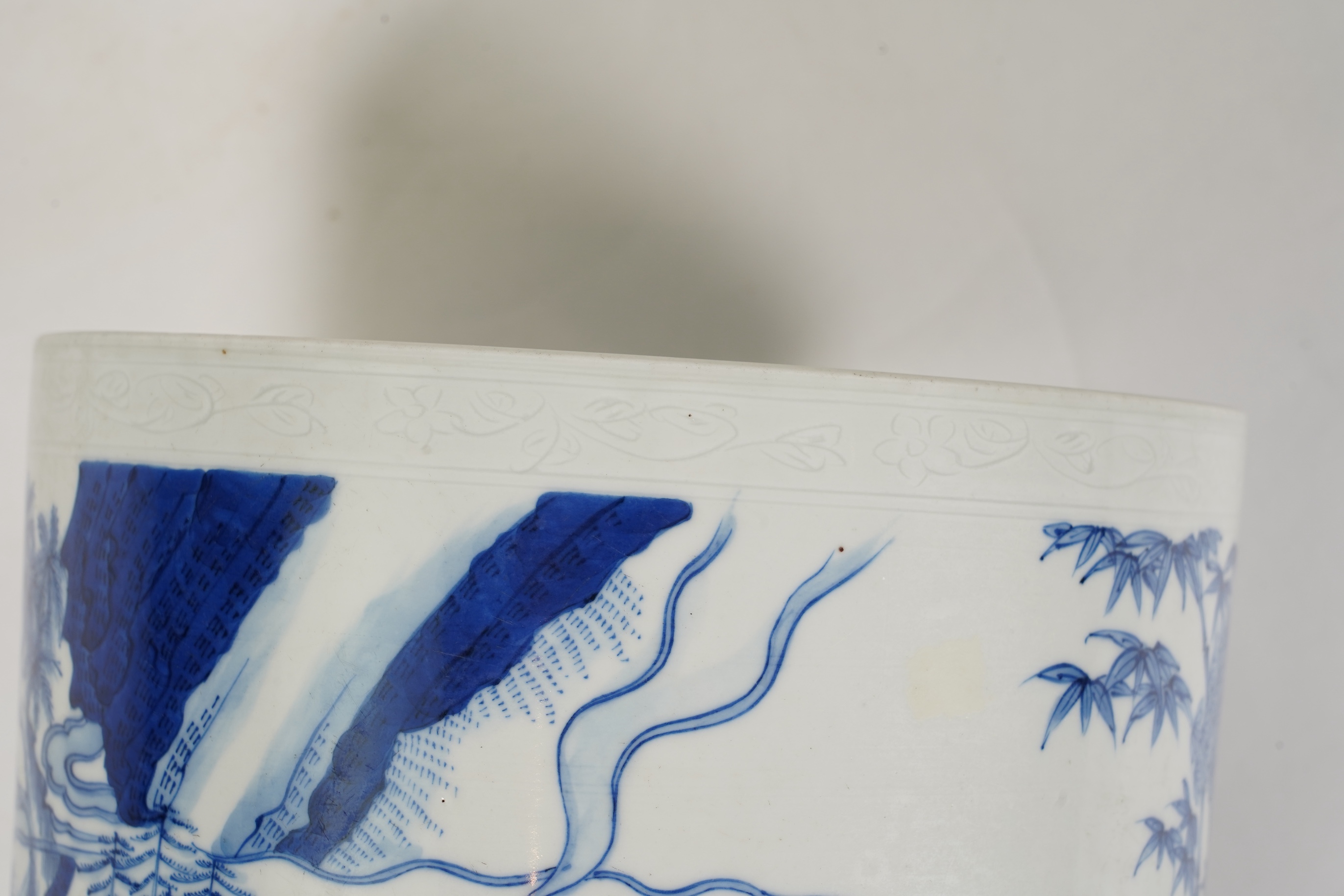A Chinese blue and white brush pot, possibly Shunzhi period